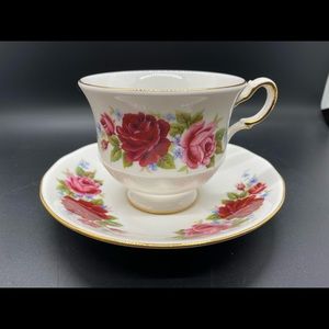 Teacup and Saucer - Queen Anne pttn 8637